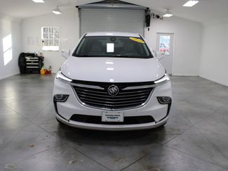 Used 2024 Buick Enclave Essence w/ Technology Package video 3