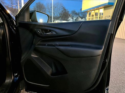 Certified 2022 Chevrolet Equinox LT image 12