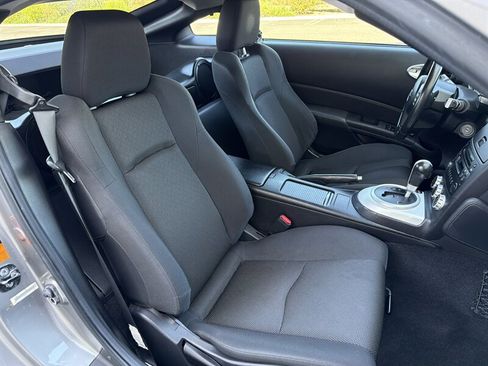 Used 2008 Nissan 350Z Enthusiast w/ Cargo Convenience Pkg RWD image 18
