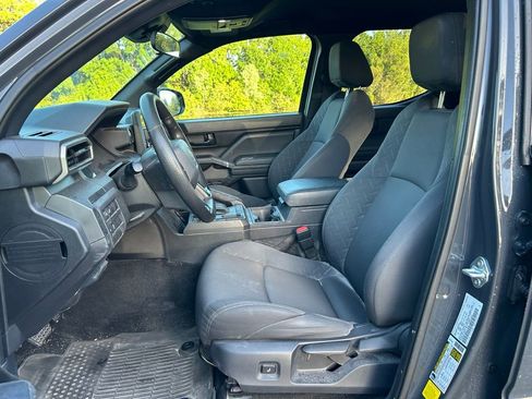 Used 2025 Toyota Tacoma SR RWD image 13