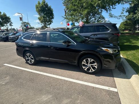 Used 2020 Subaru Outback Limited w/ Popular Package #2 AWD/4WD image 2