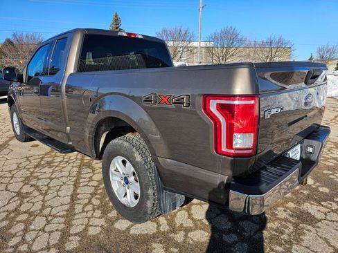 Used 2015 Ford F150 XLT w/ Trailer Tow Package image 4