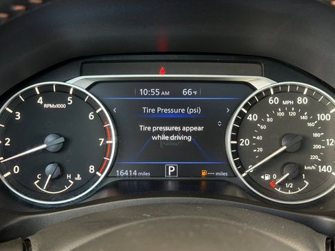 Used 2023 Nissan Altima 2.5 SR w/ SR Premium Package FWD image 27