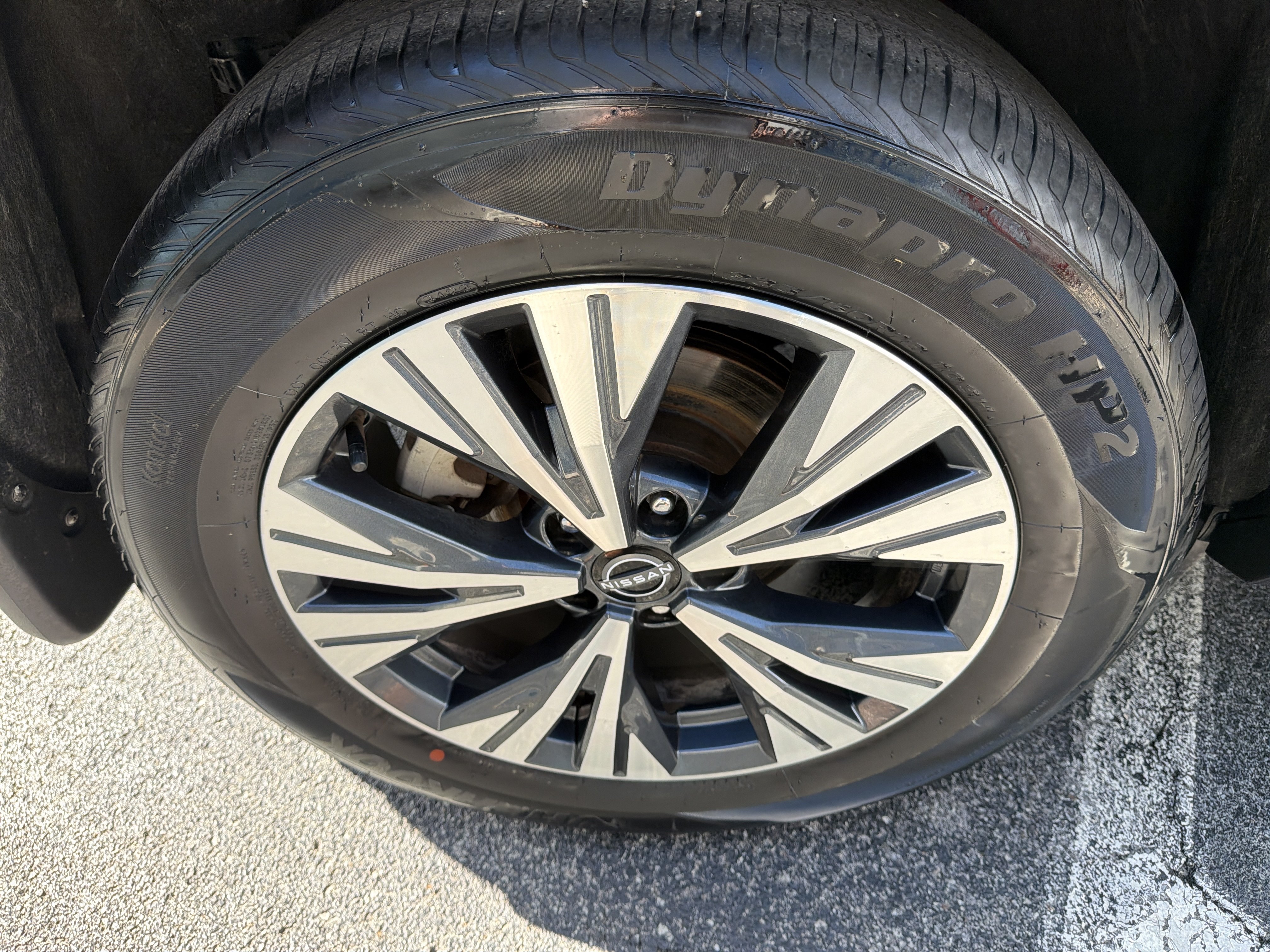 Used 2023 Nissan Rogue SV AWD/4WD image 14