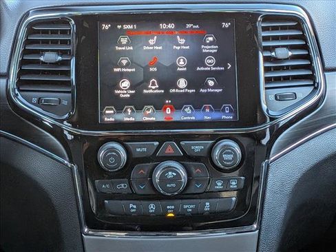 Used 2019 Jeep Grand Cherokee Limited image 15