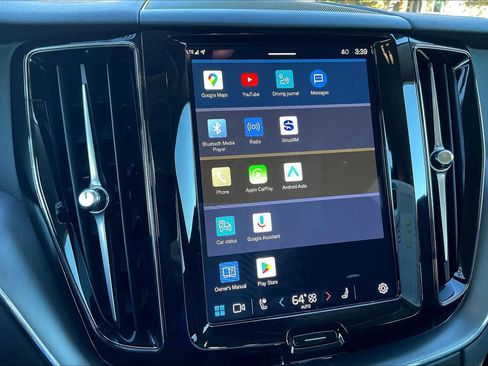 Used 2025 Volvo XC60 B5 Core w/ Protection Package Premier image 38