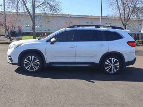 Used 2020 Subaru Ascent Limited w/ Technology Package AWD/4WD image 3