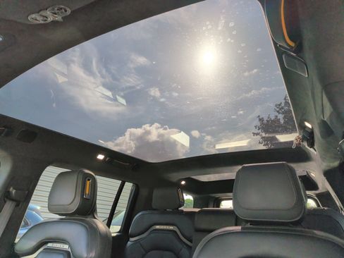 Used 2024 Rivian R1S Adventure AWD/4WD image 28