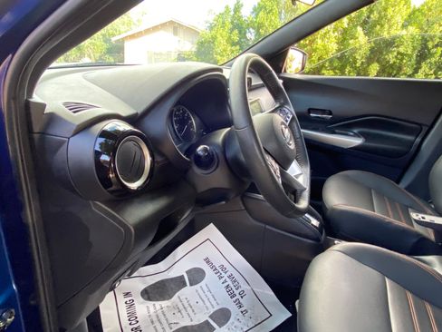Used 2020 Nissan Kicks SR w/ SR Premium Package image 33