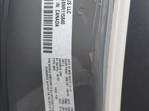 Used 2022 Chrysler Pacifica Limited image 27