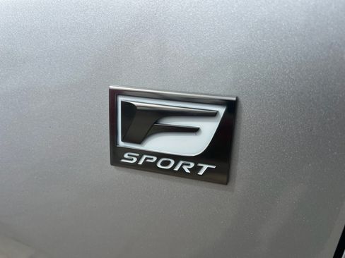 Used 2015 Lexus CT 200h w/ F Sport w/Nuluxe Interior FWD image 7