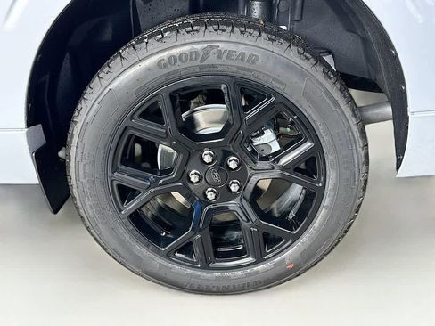 New 2026 Ford Maverick Lobo AWD/4WD image 7