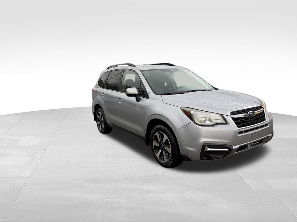 Used 2017 Subaru Forester 2.5i Premium w/ All-Weather Package AWD/4WD image 5