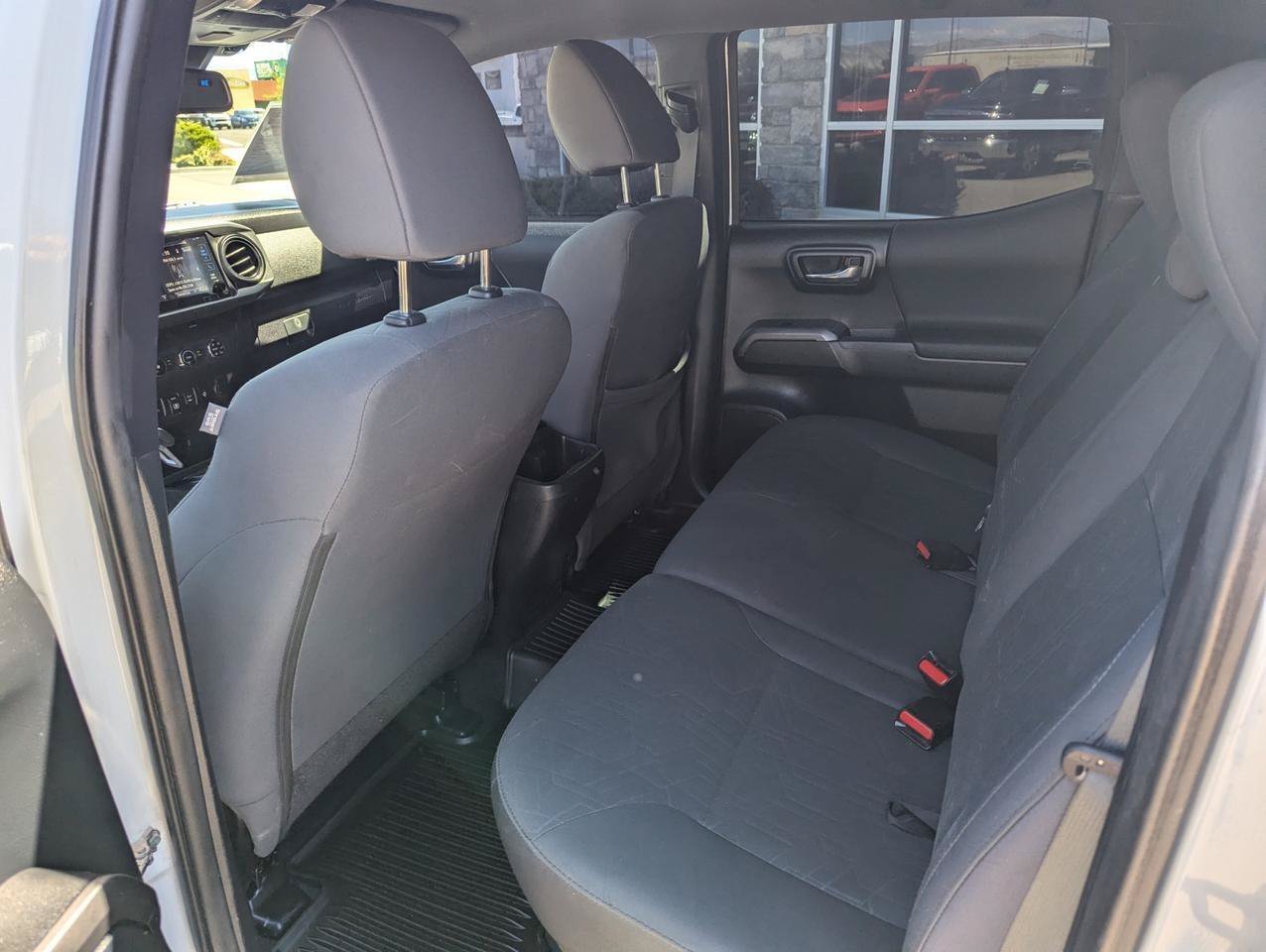 Used 2018 Toyota Tacoma TRD Sport w/ Technology Package AWD/4WD image 23