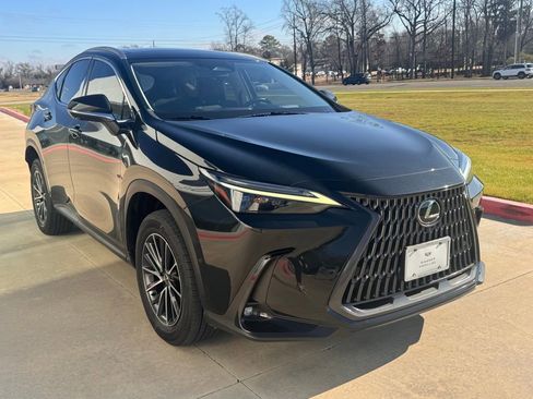 Used 2024 Lexus NX 350h AWD w/ Vision Package image 8