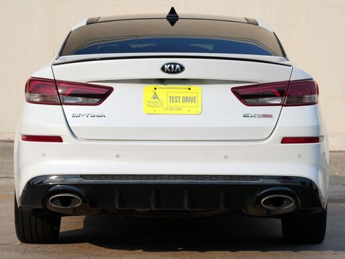 Used 2020 Kia Optima SX FWD image 9