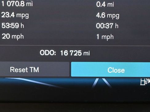 Used 2023 Volvo XC60 B5 Ultimate image 23