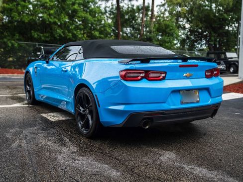 Used 2023 Chevrolet Camaro LT RWD image 10
