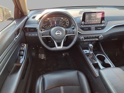 Used 2024 Nissan Altima 2.5 SR image 4