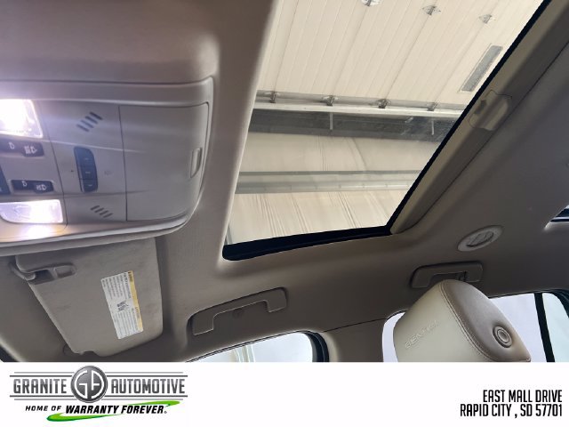 Used 2019 GMC Acadia Denali w/ Technology Package AWD/4WD image 16