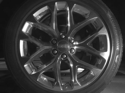 Used 2017 GMC Yukon SLE w/ Convenience Package image 13