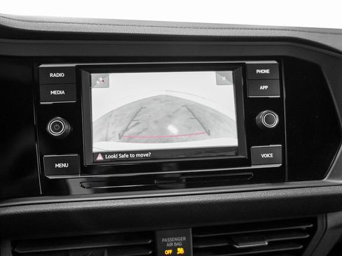 Used 2022 Volkswagen Jetta Sport image 46