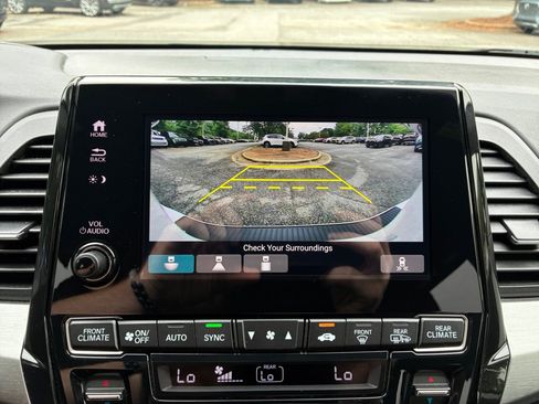 Used 2024 Honda Odyssey Sport image 23