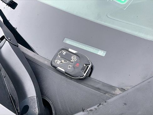 Used 2022 Chevrolet Silverado 1500 LTZ w/ LTZ Premium Package image 11