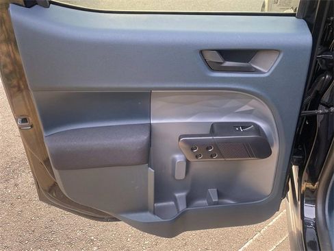 Used 2024 Ford Maverick XL image 10