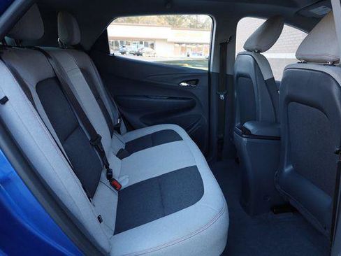 Used 2020 Chevrolet Bolt LT FWD image 20