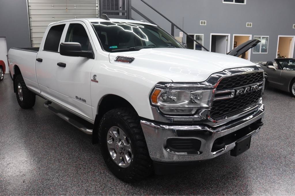 Used 2020 RAM 2500 Tradesman w/ Chrome Appearance Group AWD/4WD image 6