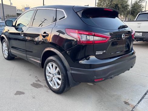 Used 2020 Nissan Rogue Sport S w/ Appearance Package image 9