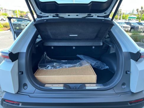 New 2026 Toyota C-HR AWD/4WD image 25