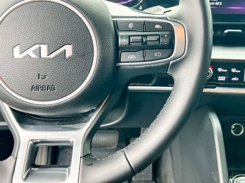 Certified 2024 Kia Sportage EX image 24