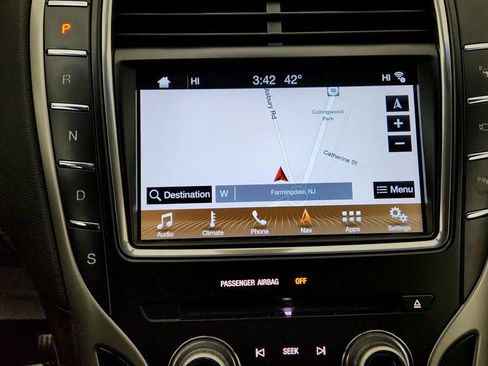 Used 2016 Lincoln MKX Reserve w/ Technology Package image 20