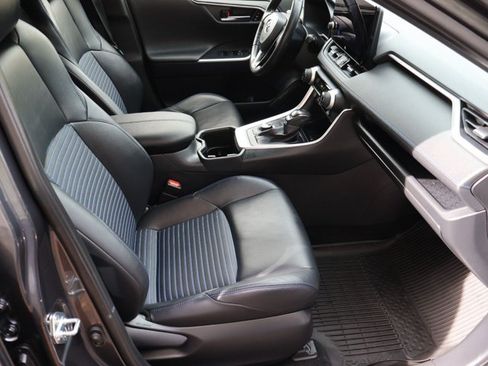Used 2024 Toyota RAV4 XSE w/ Advanced Technology Package AWD/4WD image 29