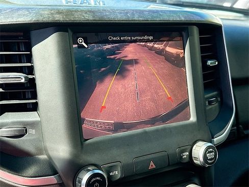 Used 2019 RAM 1500 Big Horn image 13