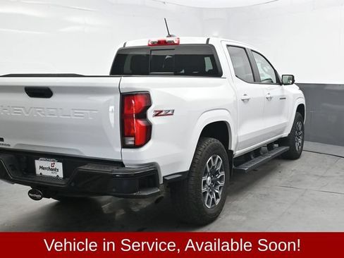Used 2024 Chevrolet Colorado Z71 w/ Advanced Trailering Package AWD/4WD image 7