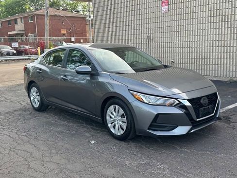 Certified 2020 Nissan Sentra S FWD image 3