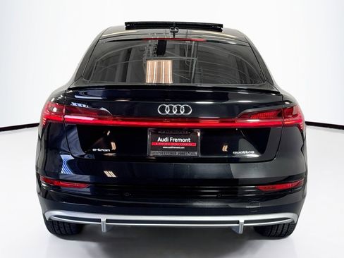 Used 2022 Audi e-tron Premium image 6