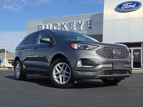 Used 2023 Ford Edge SEL w/ Convenience Package AWD/4WD image 2