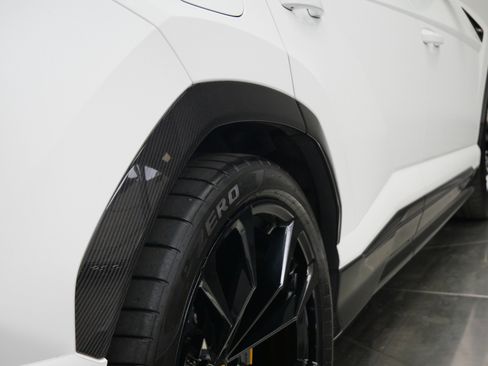 Used 2021 Lamborghini Urus image 50