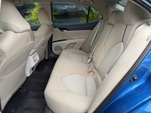 Used 2019 Toyota Camry LE image 15