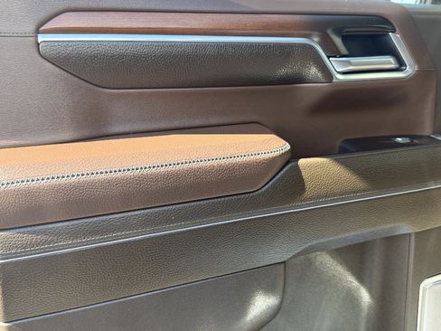 Used 2025 GMC Sierra 1500 Denali w/ Denali Reserve Package image 24