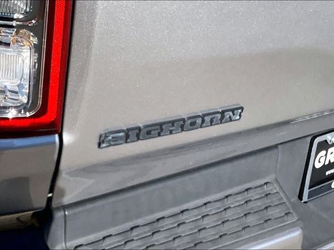 Used 2022 RAM 1500 Big Horn w/ Night Edition RWD image 10