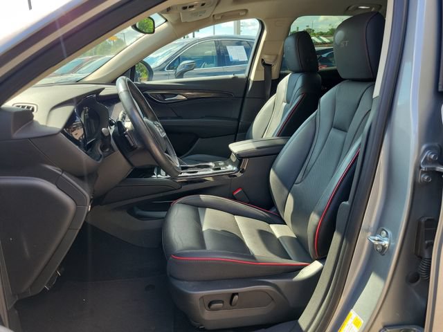 Used 2023 Buick Envision Essence w/ Technology Package I AWD/4WD image 9