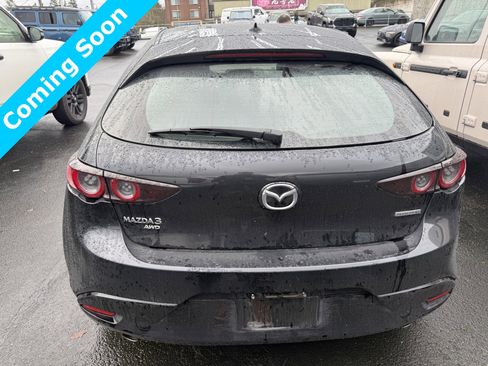 Used 2019 MAZDA MAZDA3 Premium image 5