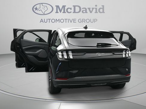 Used 2025 Ford Mustang Mach-E Premium AWD/4WD image 46