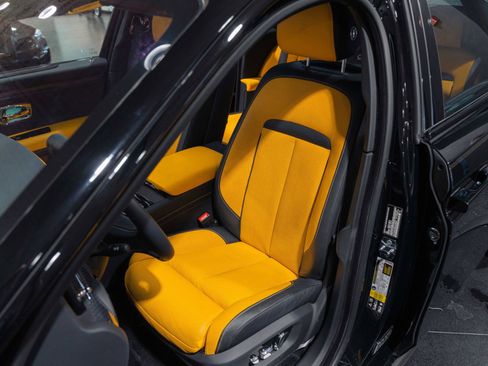 Used 2022 Rolls-Royce Ghost Black Badge image 19