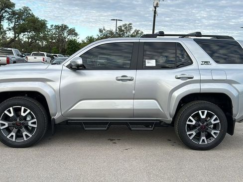 New 2026 Toyota 4Runner TRD Sport Premium AWD/4WD image 4